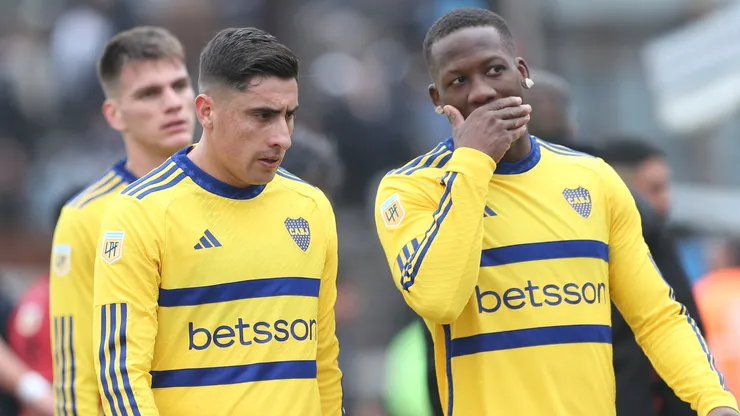 Merentiel conversa con Advíncula tras la derrota vs. Platense