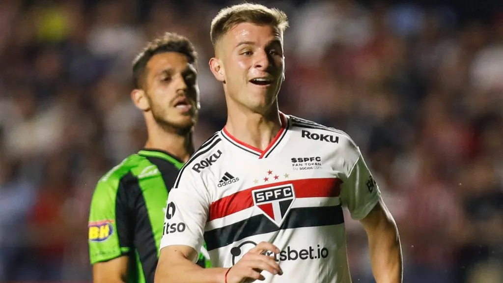 Boca envió una oferta a Sao Paulo por Galoppo.