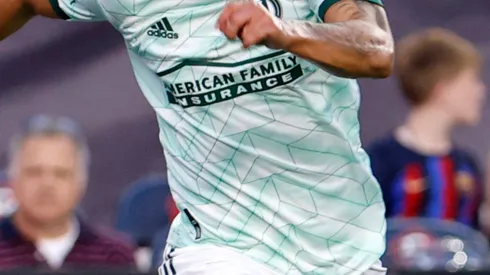 Almada es investigado por atropellar a una persona.