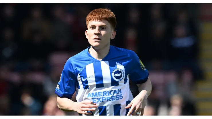 Valentín Barco deja Brighton.