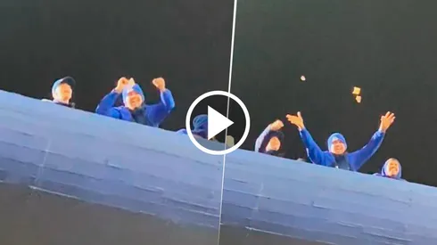 Los hinchas del Cruzeiro rompieron billetes en La Bombonera.