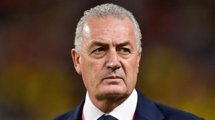 Gustavo Alfaro será técnico de una selección que jugará ante Argentina.