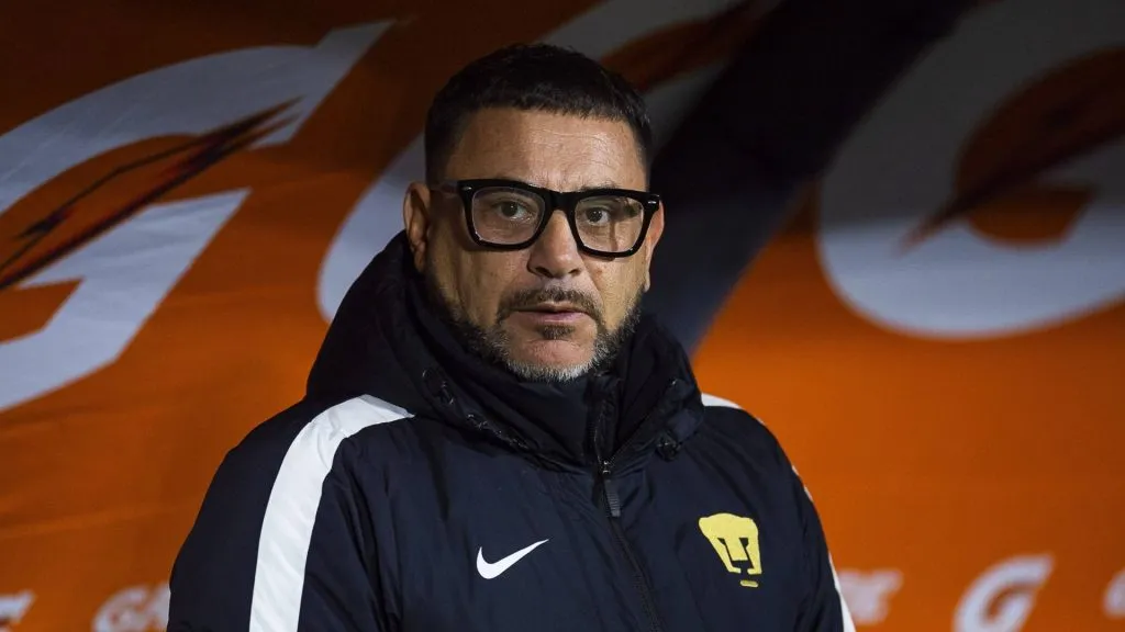 Mohamed dirigió al Pumas de México en 2023. (Imago)