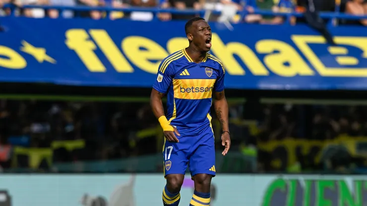 Advíncula no jugará frente a Belgrano por una lesión.