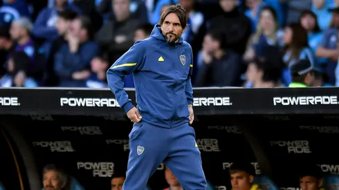 Diego Martínez, por ahora, sigue en Boca.