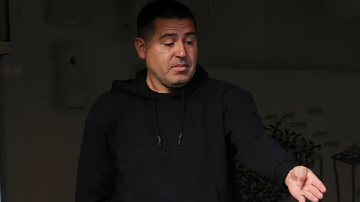 Riquelme lo buscó y ahora juega poco.