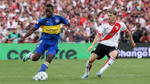 Luis Advíncula reveló su situación soñada para el Superclásico.