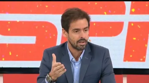 Mariano Closs cuestionó una decisión de Martínez ante Racing.