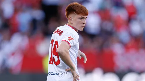 Barco debutó en Sevilla y los hinchas españoles reaccionaron.