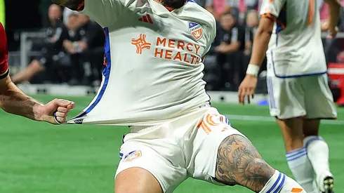 Pasó por Boca y se disfrazó del Diego.