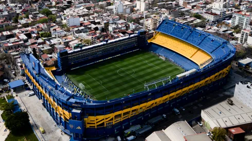 En Boca, explotaron tras el allanamiento a La Bombonera.