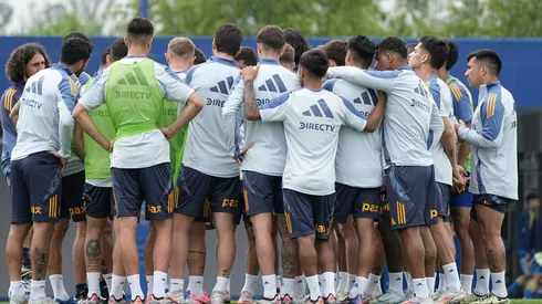 Boca entrena en Ezeiza.