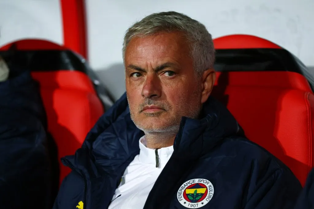 Mourinho, DT de Fernabehce.