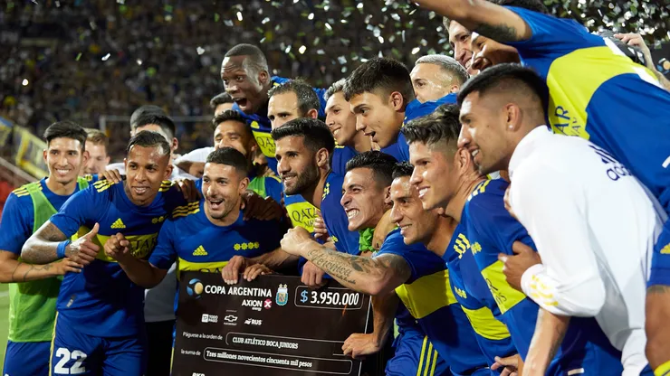 Se fue de Boca hace poco y fue borrado en su club.