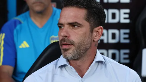 Gago mete cambios en Boca.