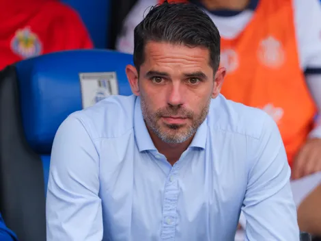 Bronca en Chivas por la partida de Gago: "Que salga a dar la cara"