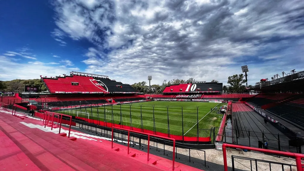 El estadio Marcelo Bielsa se prepara para recibir a la hinchada de Boca. Foto: Prensa Copa Argentina.