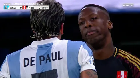 El cruce entre Advíncula y De Paul en La Bombonera.