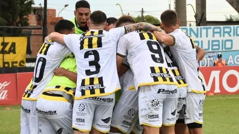 Juega en Primera y le descubrieron un arito de Boca.