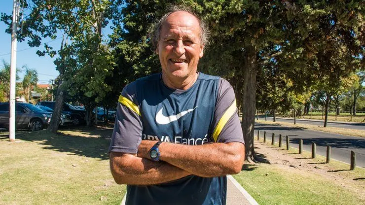 Roberto Mouzo, histórico jugador de Boca