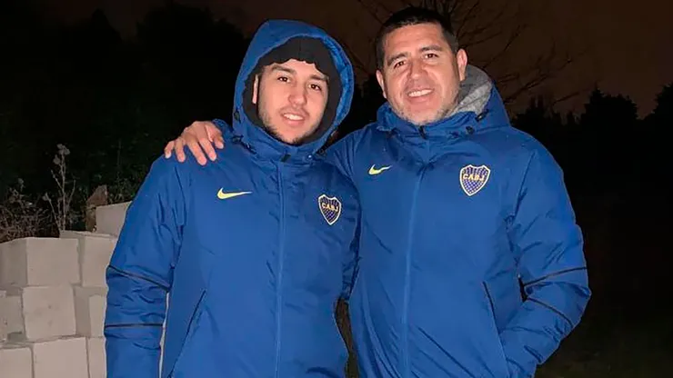 Un futbolista reveló que Riquelme lo invitó a su casa por su hijo.
