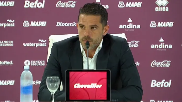 El DT se mostró enojado con el rendimiento del equipo.