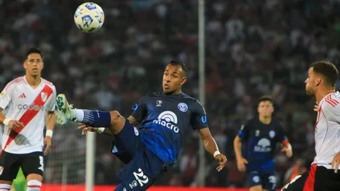 Villa podría continuar su carrera en otro club del fútbol argentino.