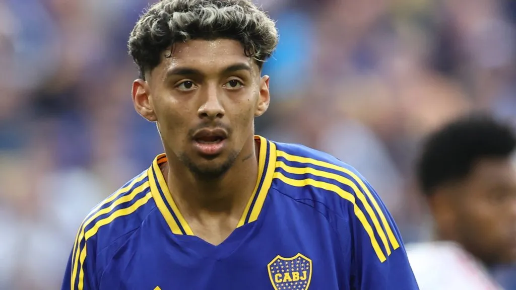 Medina quiere asegurar su salida de Boca. (Imago)