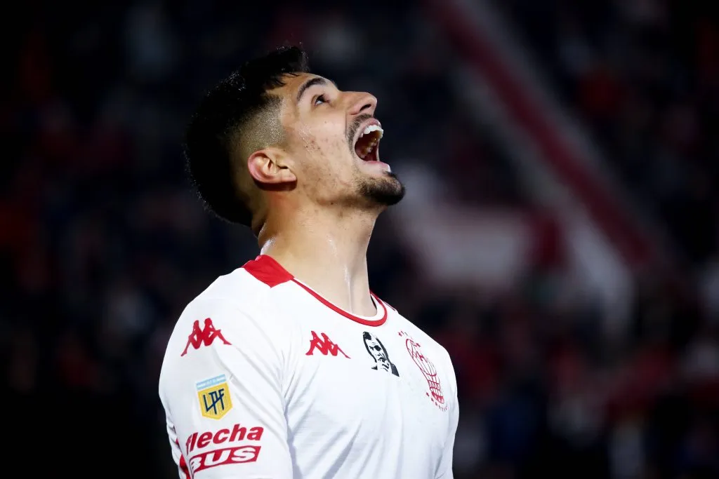 Williams Alarcón está en el radar de Boca. (Imago)