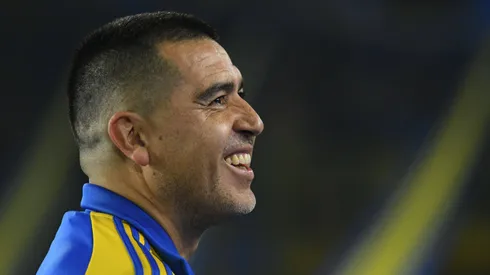 Un dirigente reveló la charla con Riquelme.