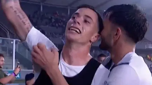 Los hinchas de Boca expusieron a los jugadores de Vélez tras la derrota en la Copa Argentina.