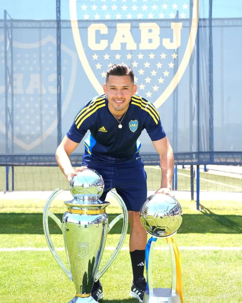 Óscar Romero levantó tres títulos con la camiseta de Boca. (Instagram).