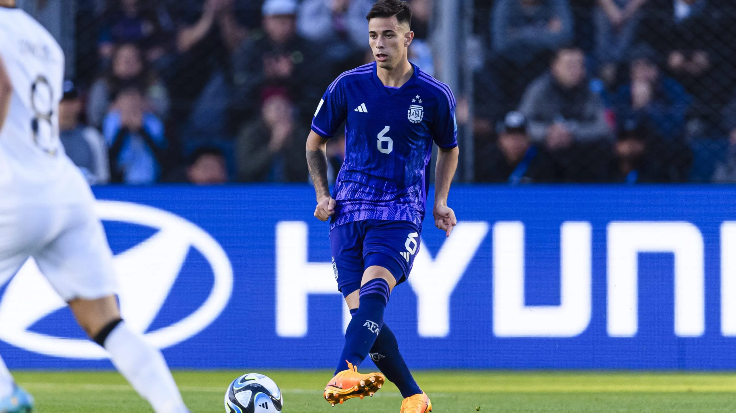 Lazio podría llevarse a Valentín Gómez.