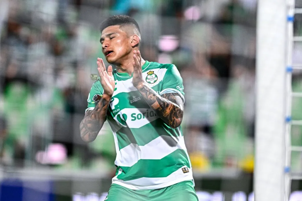 Bruno Amione está en el radar de Boca y River. (IMAGO)