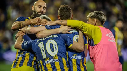 Boca consultó condiciones por una figura de Rosario Central.