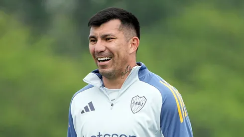 Medel, ausente vs. Gimnasia.