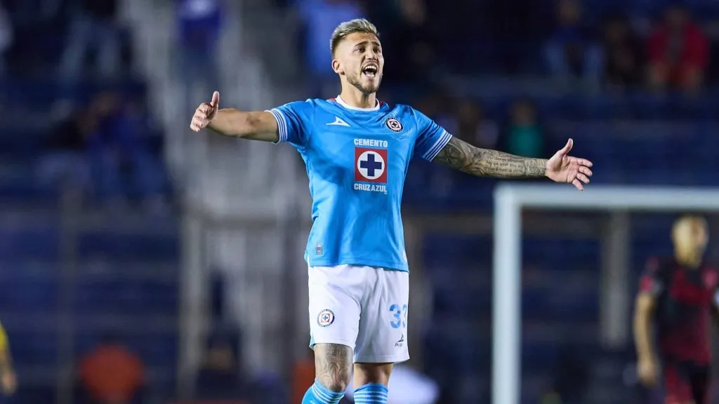 Gonzalo Piovi, el defensor que quiere Gago para competir con Rojo. (Imago)