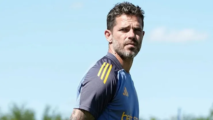 Gago deberá decidir cómo utilizar a los jugadores extranjeros.