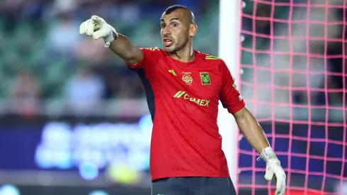 Nahuel Guzmán sonó como posible alternativa a Agustín Marchesín.