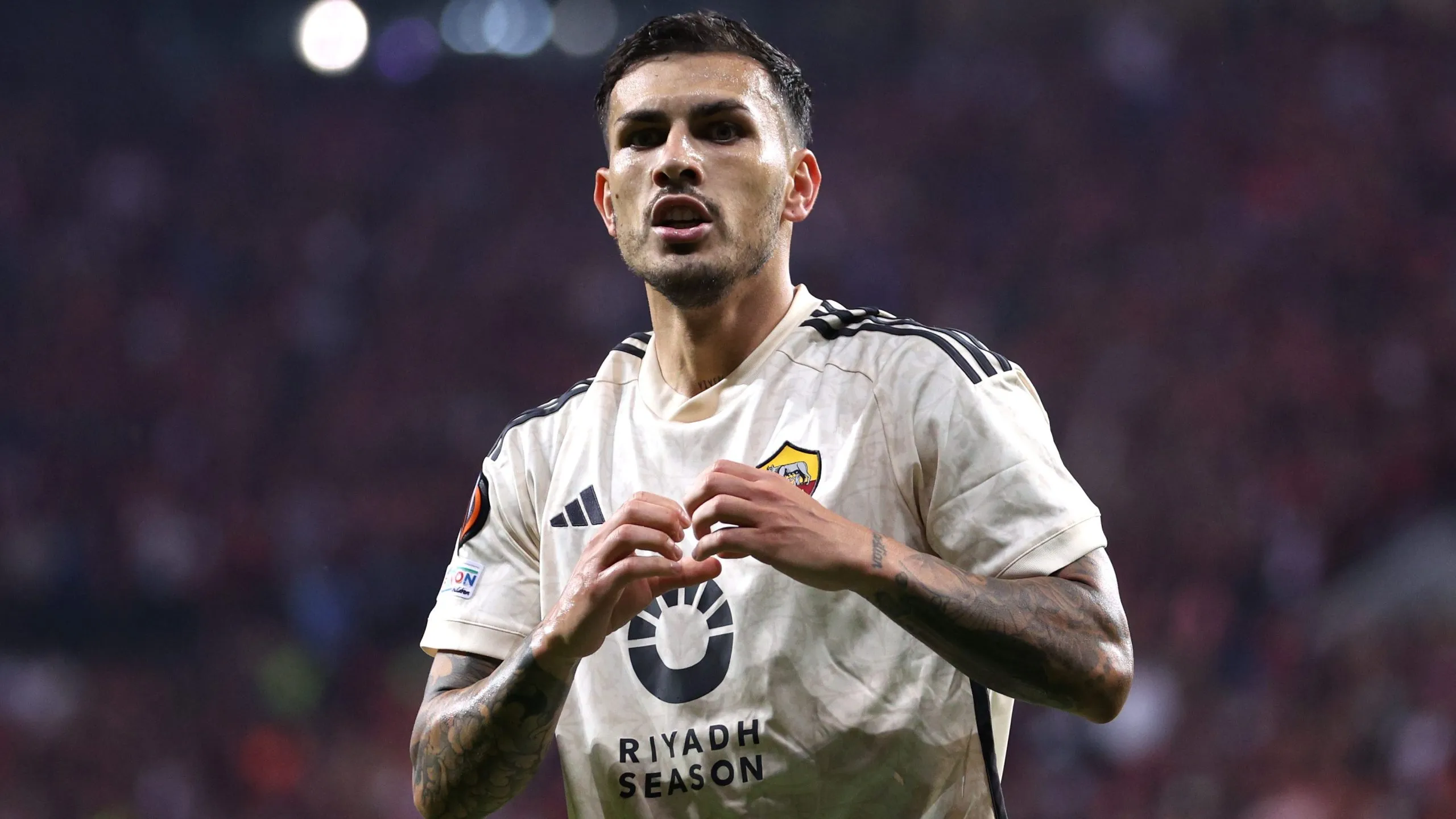 ¿Qué pasará con Paredes? Roma irá a buscar otro volante.