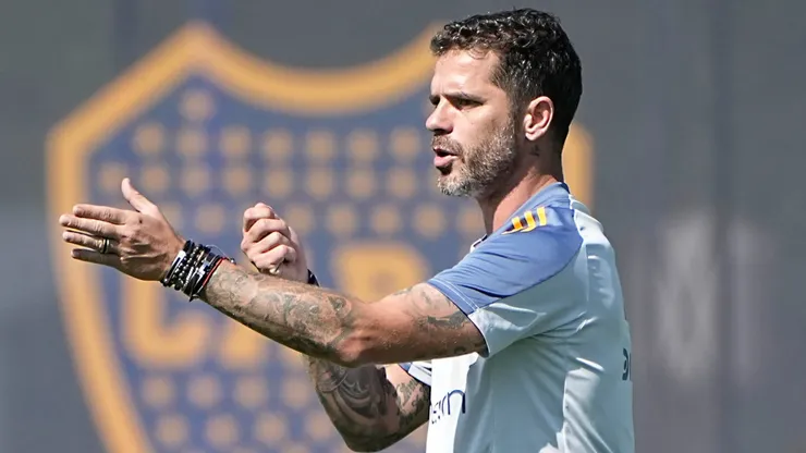 Gago comienza a diagramar el 11 para el debut en el Apertura.