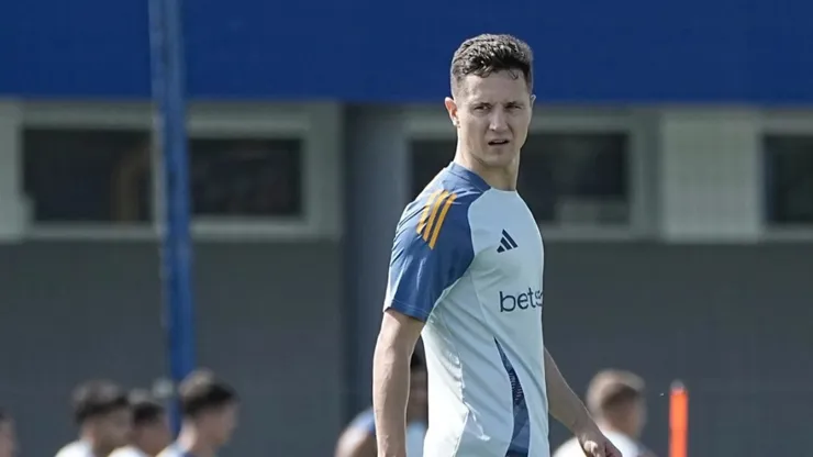 Ander Herrera fue invitado por un jugador de Boca a su cafetería.