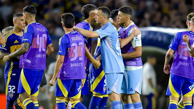 Gago busca definir el once ante Racing.