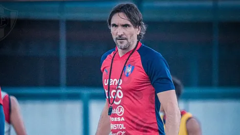 El entrenador es criticado por los hinchas de Cerro Porteño.