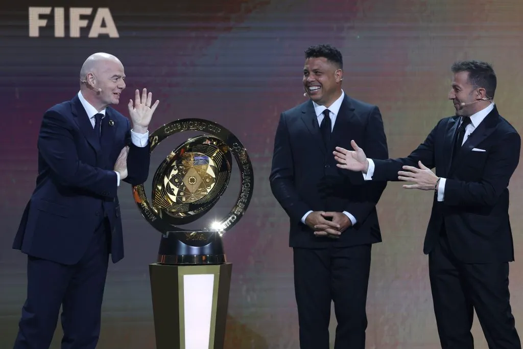 Infantino, Ronaldo y Del Piero en el sorteo del Mundial de Clubes 2025 (Getty Images)