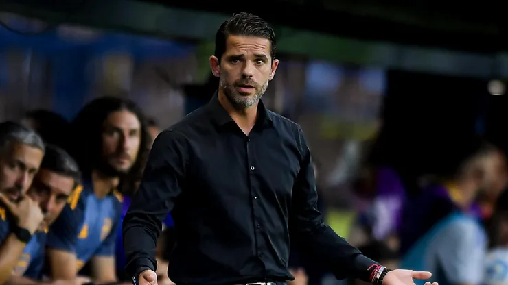 Los hinchas de Boca apuntaron contra Fernando Gago.