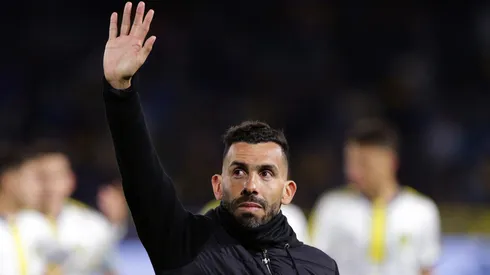 El "Apache" se acordó de Boca en un torneo de golf en Tailandia.