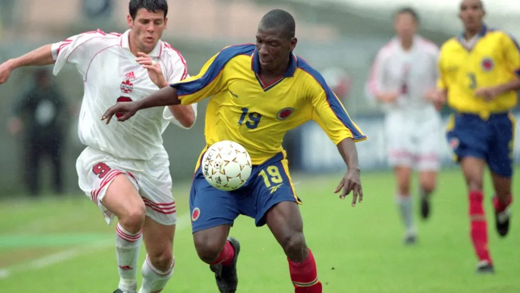 Dinas jugaba en la selección de Colombia y pasó por Boca. (Getty)