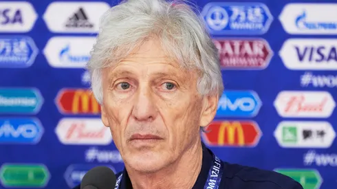 El entrenador argentino se volvió a referir al cuestionado cambio de Riquelme.