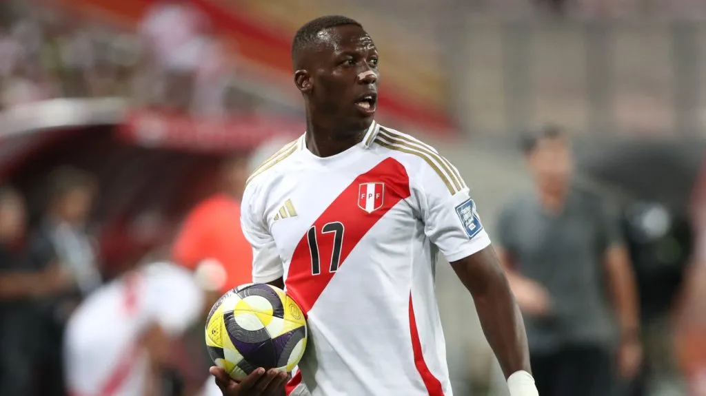 Luis Advíncula puede sumar minutos el próximo martes ante Venezuela.